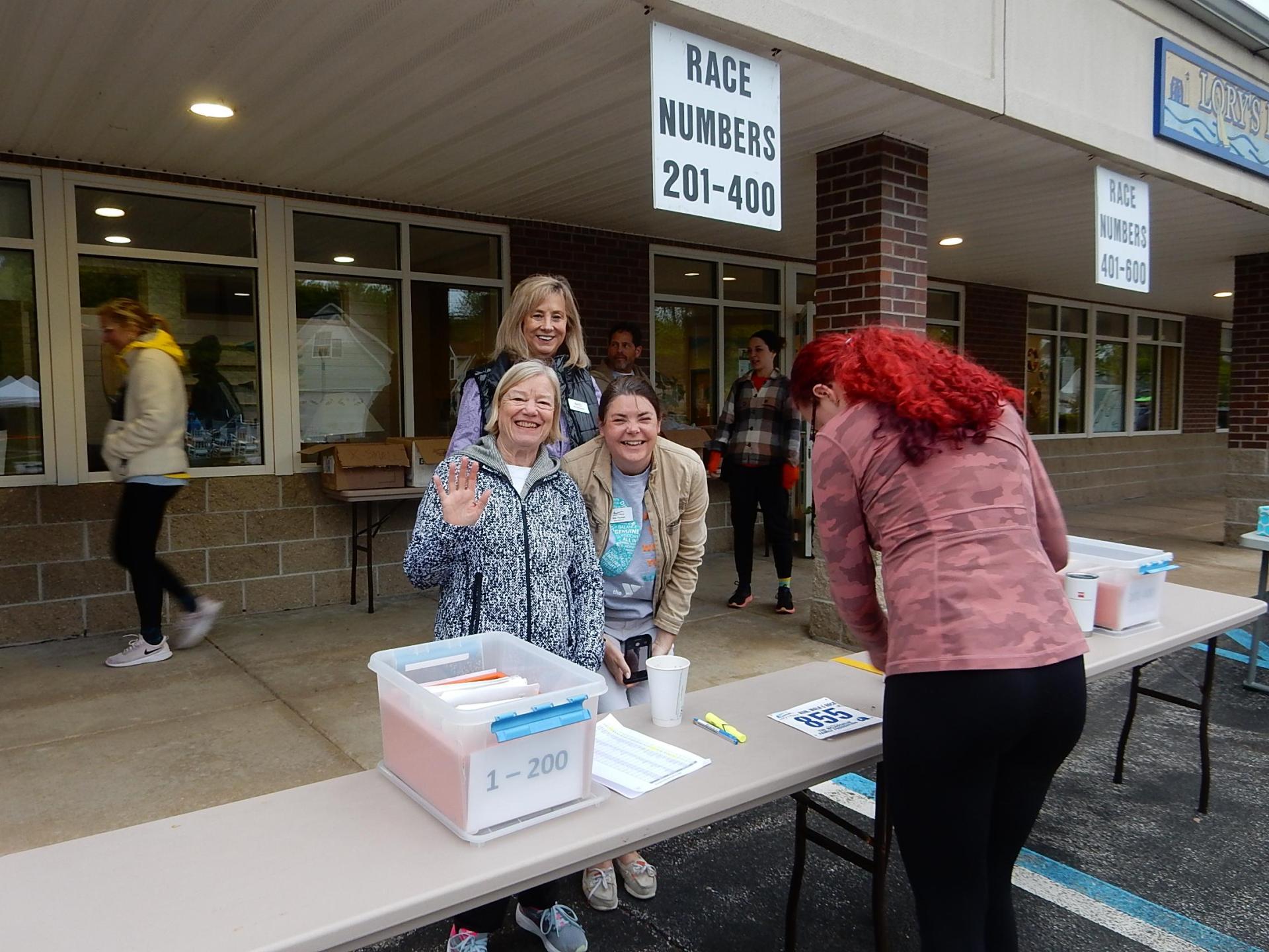 Run Walk Rock Volunteers